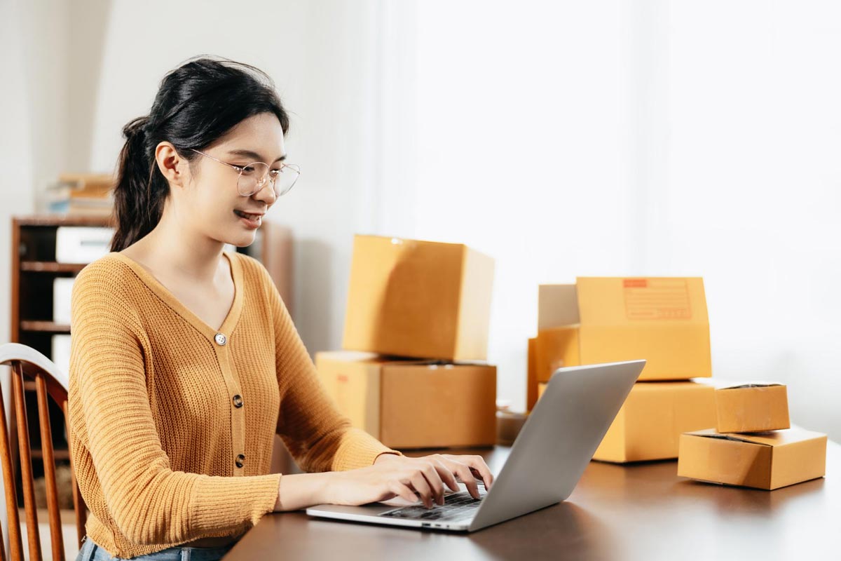 Designing and Optimizing an Order Fulfillment Process